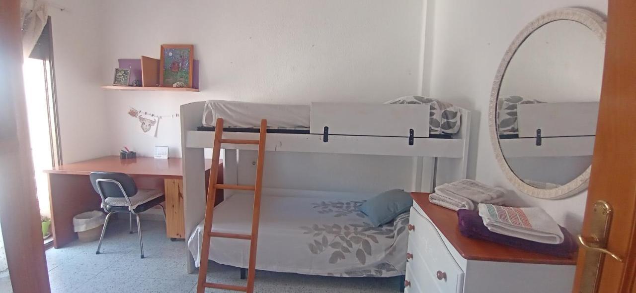 Piso Acogedor Y Alegre En Castellon Διαμέρισμα Καστεγιόν δε λα Πλάνα Εξωτερικό φωτογραφία